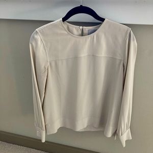 Everlane silk blouse size 00 in stone